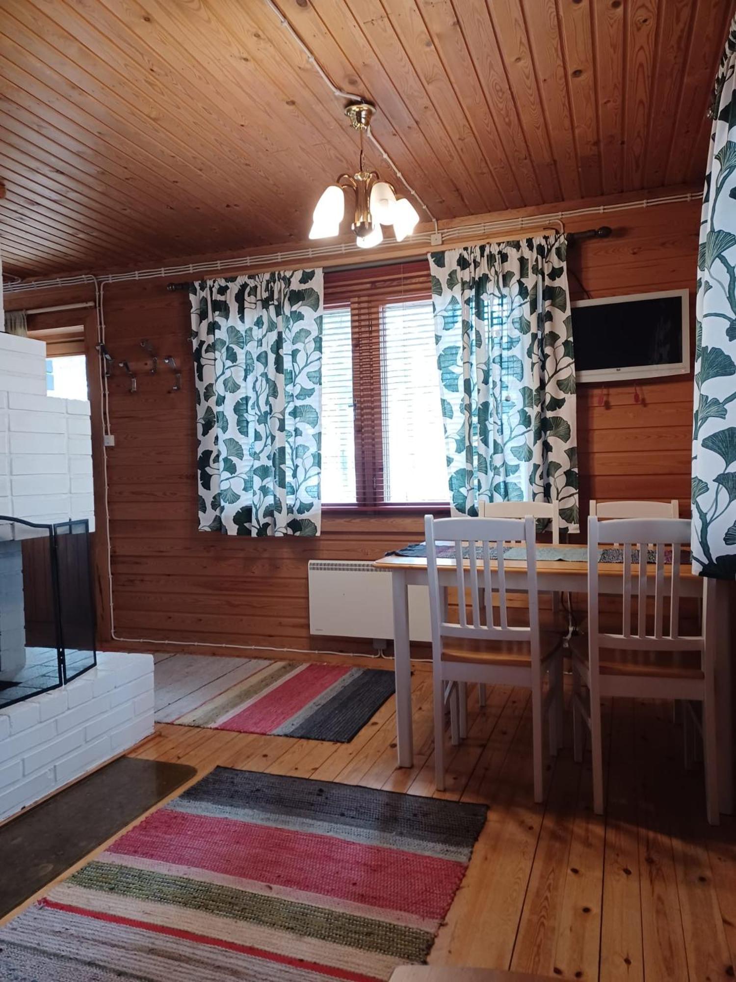 Accommodation And Fishing Vonkale Äänekoski Szoba fotó